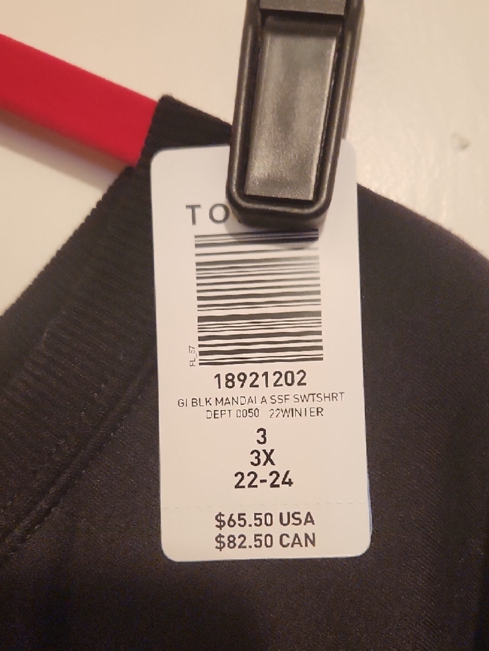 🔥Torrid BUTTERFLY ON BACK Black Fleece Pullover - Super Soft Label - Picture 5 of 5
